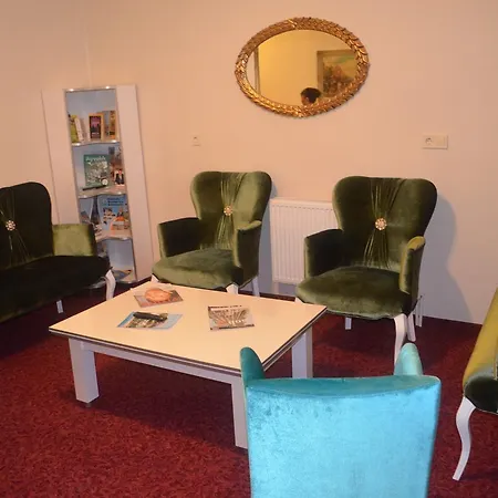 Kiyi Motel Ayvalı