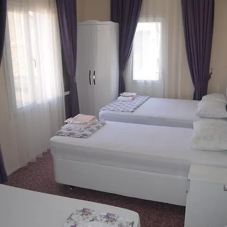Motel Kiyi Ayvalı