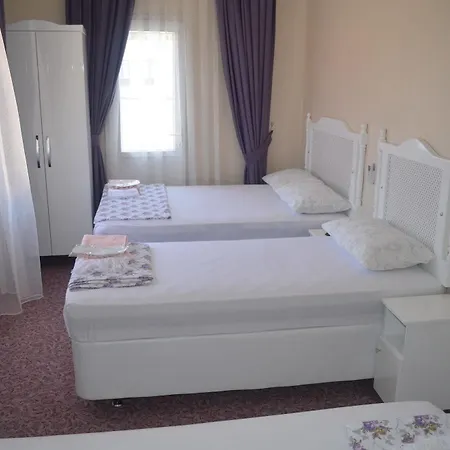 Kiyi Motel Ayvalı